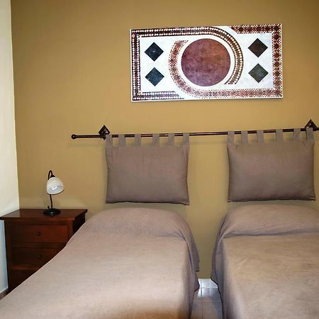 Il Guiscardo B&B Salerno Bagian luar foto