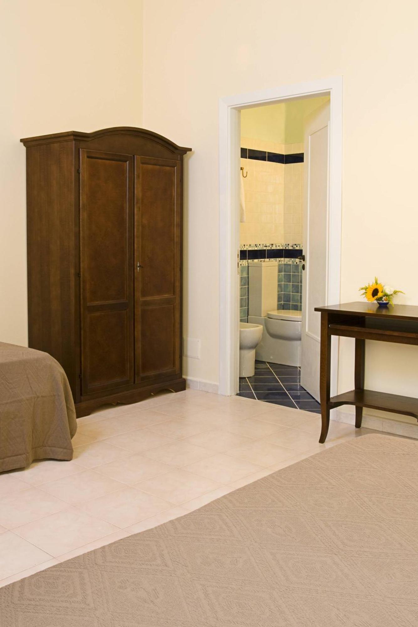 Il Guiscardo B&B Salerno Bagian luar foto